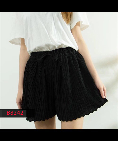 Quan short ong rong b8242