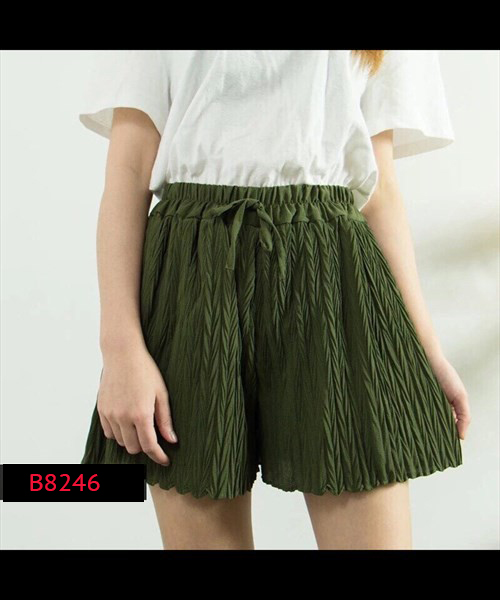 Quan short ong rong b8246